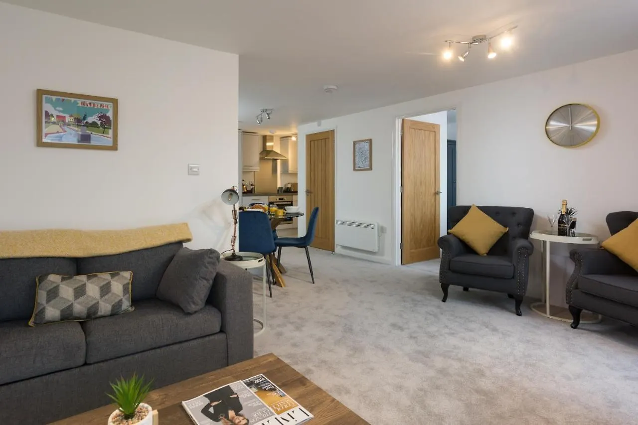 The Aura Suite York